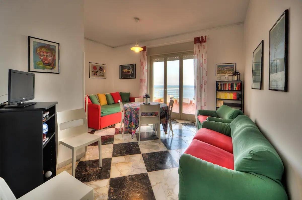 Вилла Terrazza Sul Mare Аньоне-Баньи Экстерьер фото